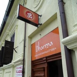 Dharma Indiai Vegetáriánus Étterem Kecskemét - Külső kép