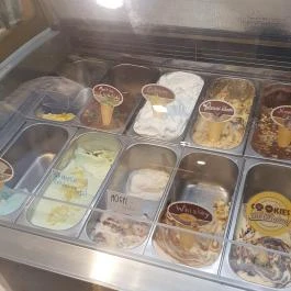 Dini Cukrászda, Budapest - Egyéb