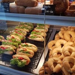 Dobos Pékség Gárdony - Étel/ital