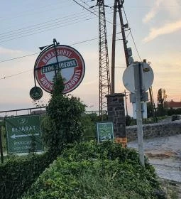 Dobosi-Stier Pincészet Badacsonyi Fröccsterasz