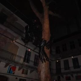 Doboz, Budapest - Belső