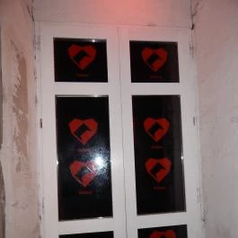 Doboz, Budapest - Belső