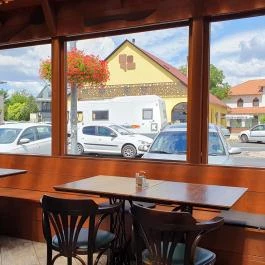 Doki Bisztró, Érd - Egyéb