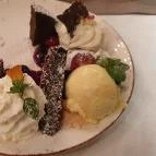 Dombi & Fiai Vendégfogadó étterme Tényő - Étel/ital