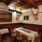 Dombi & Fiai Vendégfogadó étterme Tényő - Belső