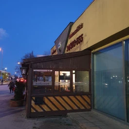 Don Giovanni Pizzéria, Tatabánya - Külső kép