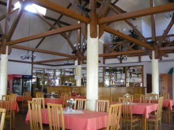 Duna Gyöngye Halászcsárda Dunaszekcső