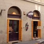 Dzzs Bár Budapest - Külső kép