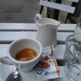 Early Bird Coffee Budapest - Étel/ital