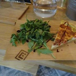 Ébresztő, Budapest - Étel/ital