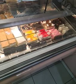 Édes Kettes Fagyizó-Kávézó