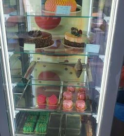 Édes Neked Cukrászda & Kézműves Fagylaltozó