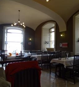 Elefántos Étterem & Pizzéria