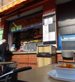 Élesztő - Bosnyák tér