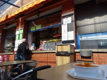 Élesztő - Bosnyák tér Budapest