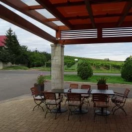 Első Mádi Borház, Mád - Külső kép