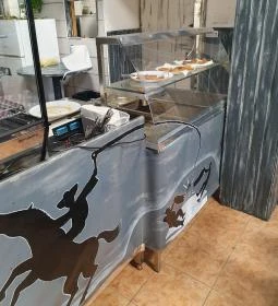 Első Magyar Betyár Kolbászosztó