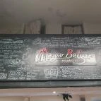 Első Magyar Betyár Kolbászosztó Budapest - Egyéb