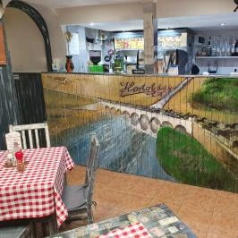 Első Magyar Betyár Kolbászosztó Budapest - Egyéb