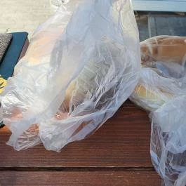 Enis Pékség Gárdony - Étel/ital