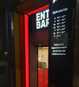 Enter Bár