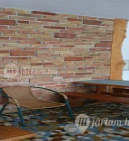 Erdei Büfé, Italozó