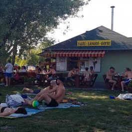 Értékmegőrző Büfé - Tóbíró strand Velence - Külső kép