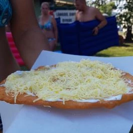 Értékmegőrző Büfé - Tóbíró strand Velence - Étel/ital