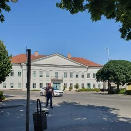 Erzsébet Kávéház, Paks - Egyéb