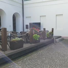 Erzsébet Nagy Szálloda, Paks - Egyéb