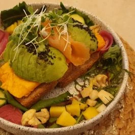 Essentiale, Szeged - Egyéb