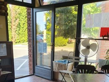 EstiFény Presszó Paks