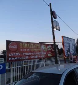 Eszpresszó Sakáltanya