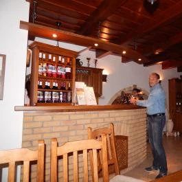 Eszterbauer Borászat, Szekszárd - Belső