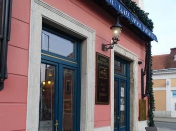 Esztergomi Központi Kávéház Szamos Cukrászda Esztergom