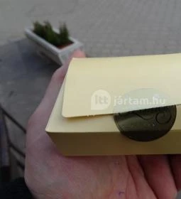 Esztergomi Központi Kávéház Szamos Cukrászda