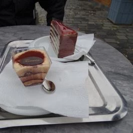 Eszterházy Kávézó és Cukrászda Vác - Étel/ital