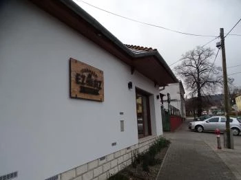 Ez Meg Az Bisztró Zsámbék