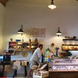 Falu Delikát, Budapest - Egyéb