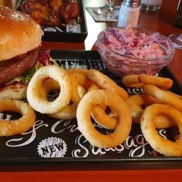 Famous - Steak, Burger & More, Szeged - Étel/ital