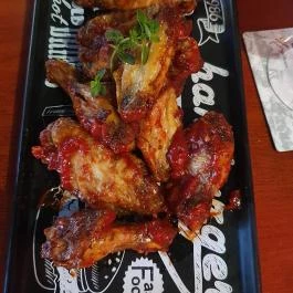 Famous - Steak, Burger & More, Szeged - Étel/ital