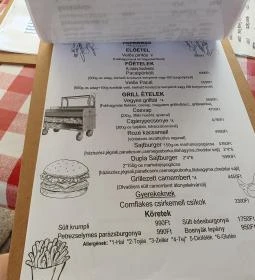 Faparázs Grillterasz