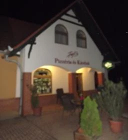 Fefi's Pizzéria & Kávézó