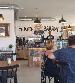 Fekete Bárány Kávéház & Konyha