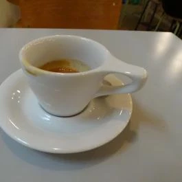 Fekete, Budapest - Étel/ital