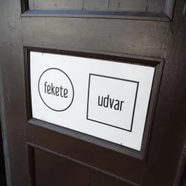 Fekete, Budapest - Egyéb