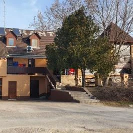 Fekete Gólya Vendéglő Kecskemét - Külső kép