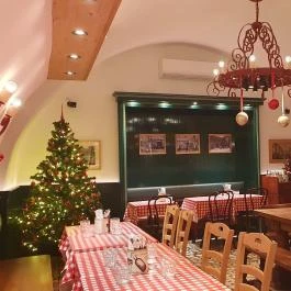 Fekete Holló Étterem, Budapest - Egyéb
