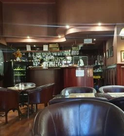 Fekete Sas Kávéház