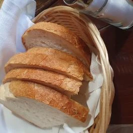 Fekete Sas Kávéház Hódmezővásárhely - Étel/ital